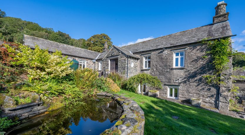 Photo of Field Head House