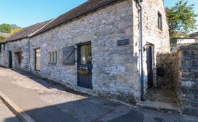 Photo of Dragon Hill Barn