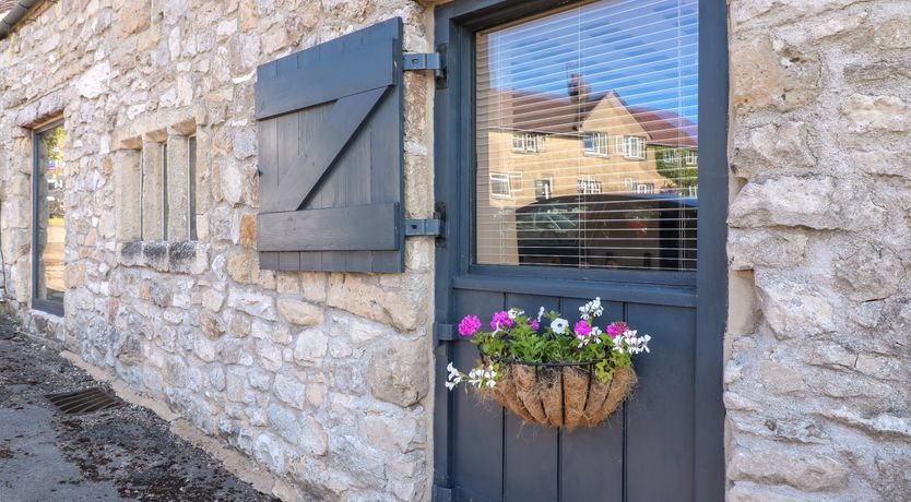 Photo of Dragon Hill Barn
