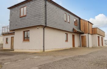 Lossiemouth Bay Cottage Holiday Cottage