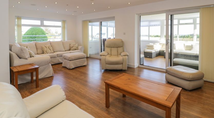 Photo of Top Of The Lane Luxury Holiday Apartment