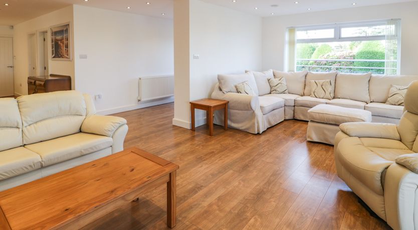 Photo of Top Of The Lane Luxury Holiday Apartment