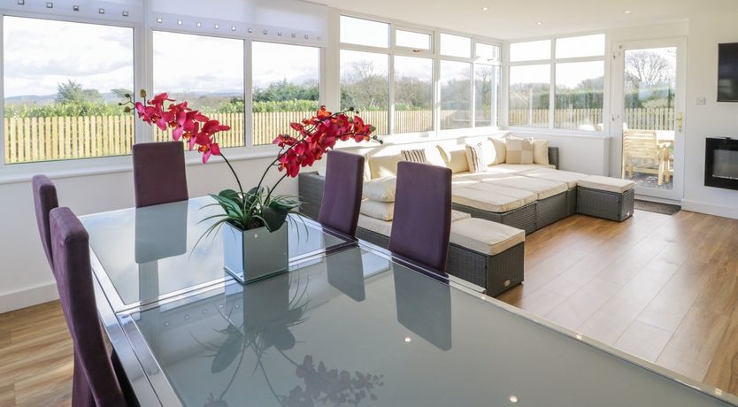 Photo of Top Of The Lane Luxury Holiday Apartment