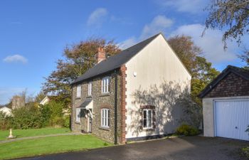 South Glebe Holiday Cottage