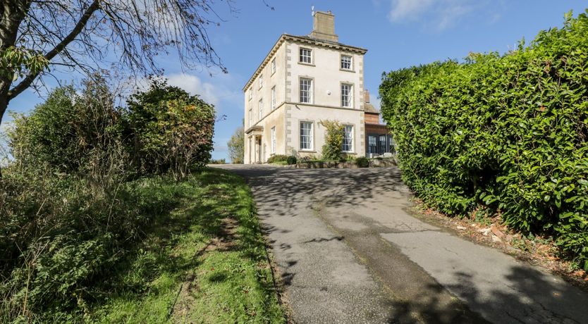 Photo of Rockstowes House