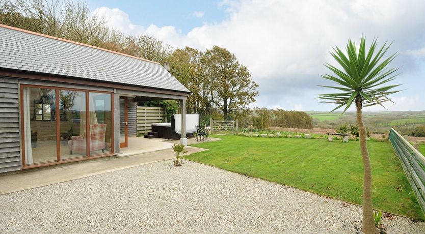 Photo of Pol Glas Cabin