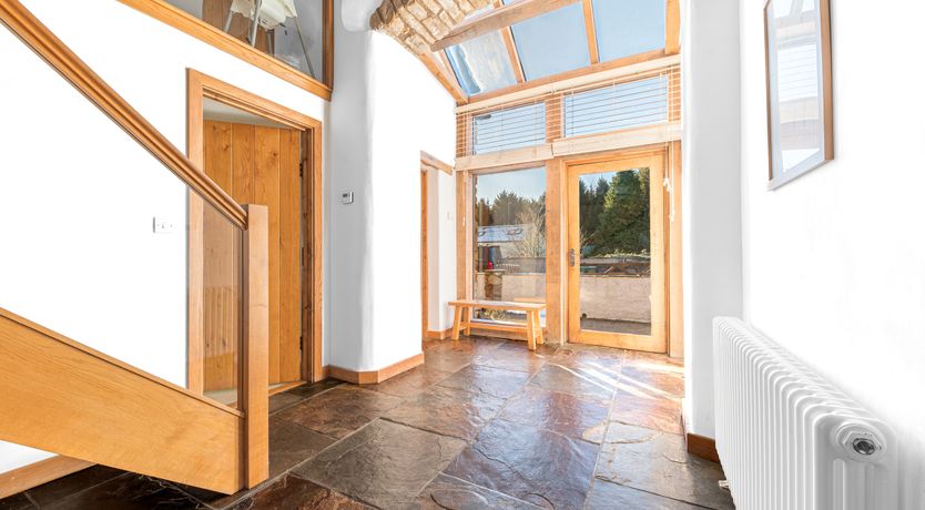 Photo of Swallow Barn