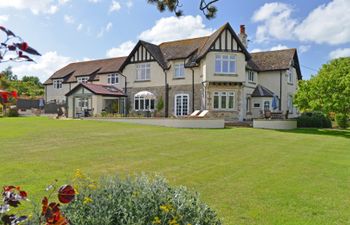 The Seaside Inn Holiday Cottage