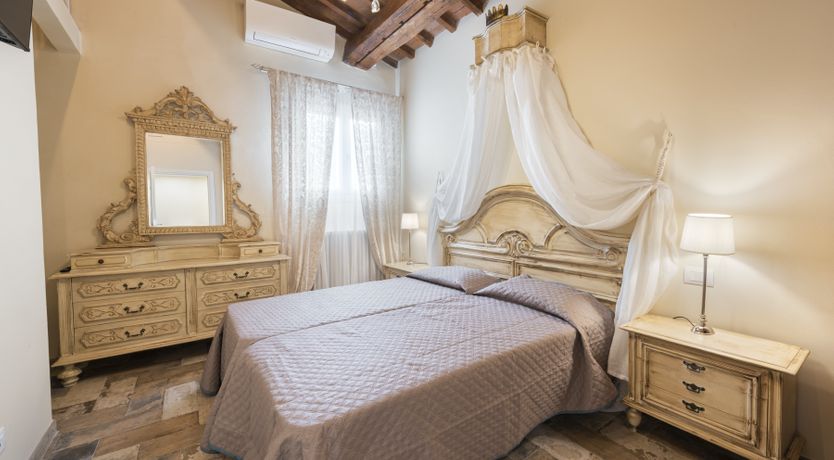 Photo of Tiles & Oak