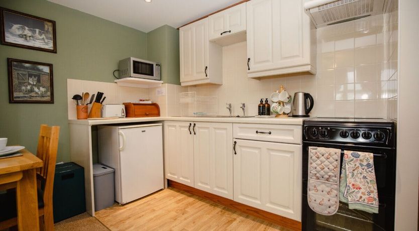 Photo of Cottage on the Lake