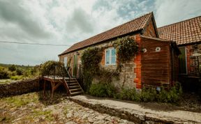 Photo of Cottage on the Lake