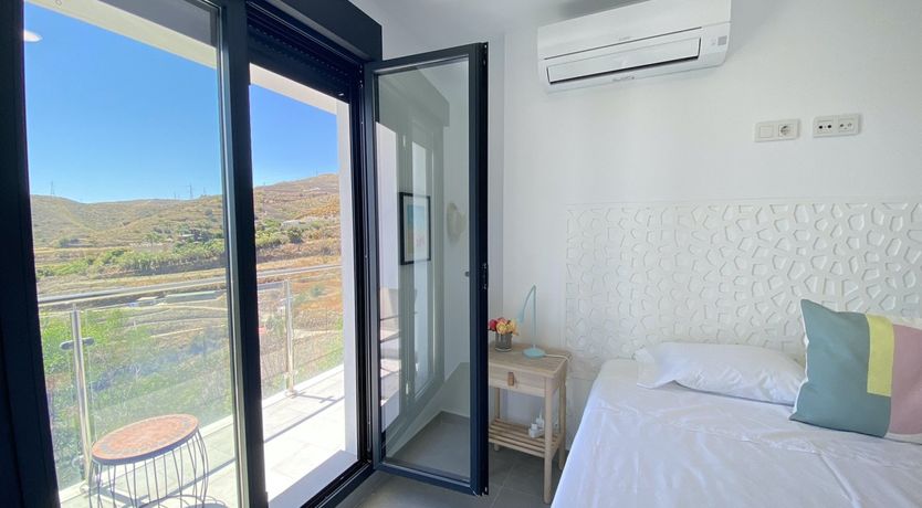 Photo of Balcony of the World