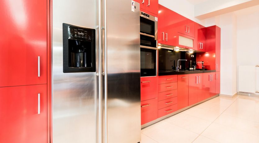 Photo of Grecian Red