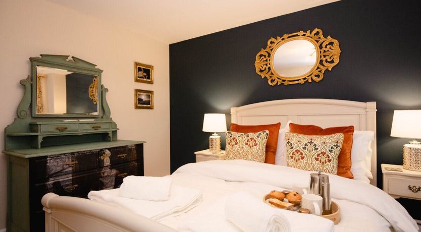 Photo of An English Charmer