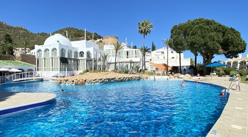 Photo of Tangerine Rooftops