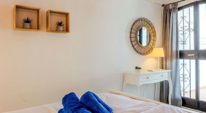 Photo of Tangerine Rooftops