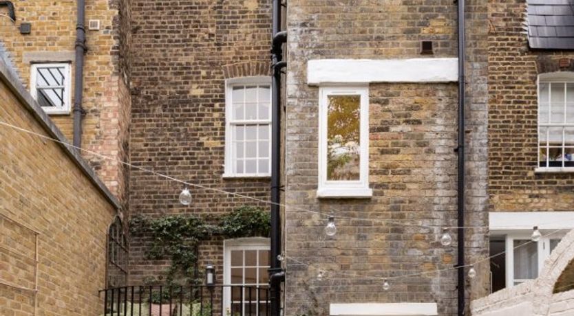 Photo of The Impressionist's Fireplace