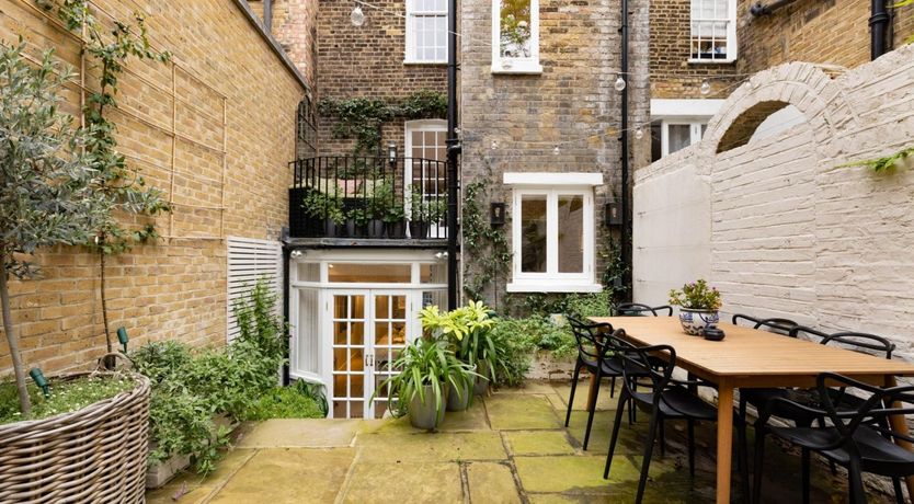 Photo of The Impressionist's Fireplace