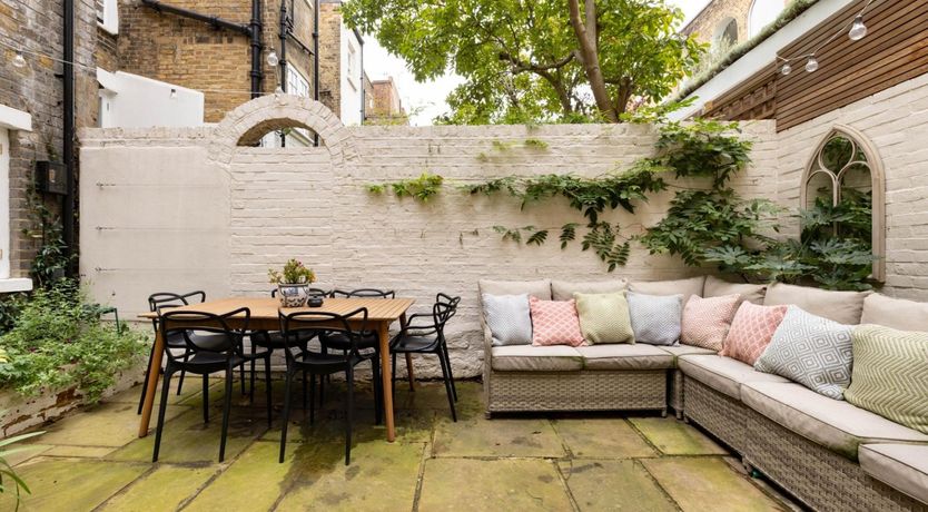 Photo of The Impressionist's Fireplace