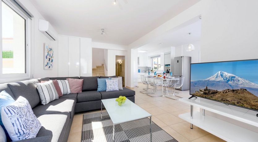 Photo of Aphrodite's Cove