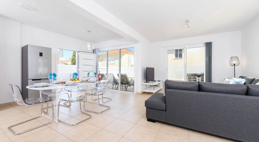 Photo of Aphrodite's Cove