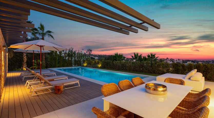 Photo of Deluxe By Design