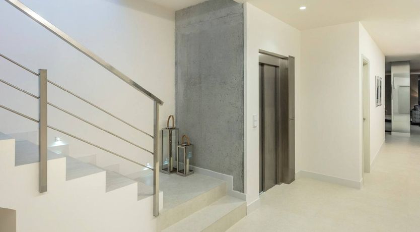 Photo of Deluxe By Design