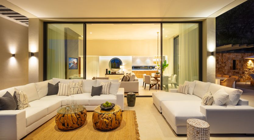 Photo of Deluxe By Design