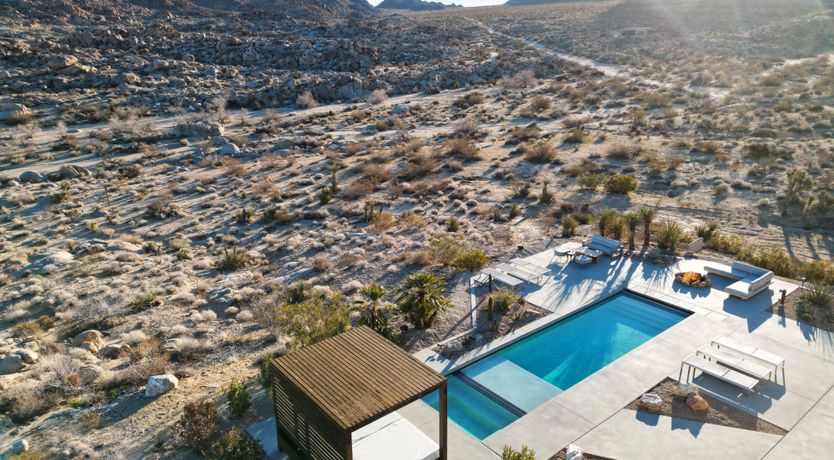 Photo of The Line Between Heaven & Earth