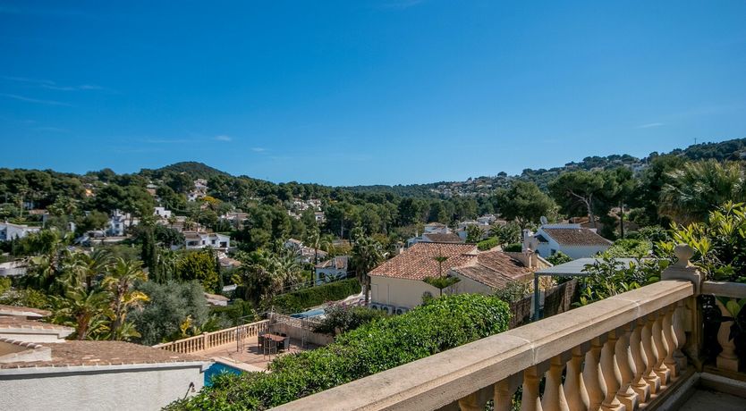 Photo of Spanish Charm