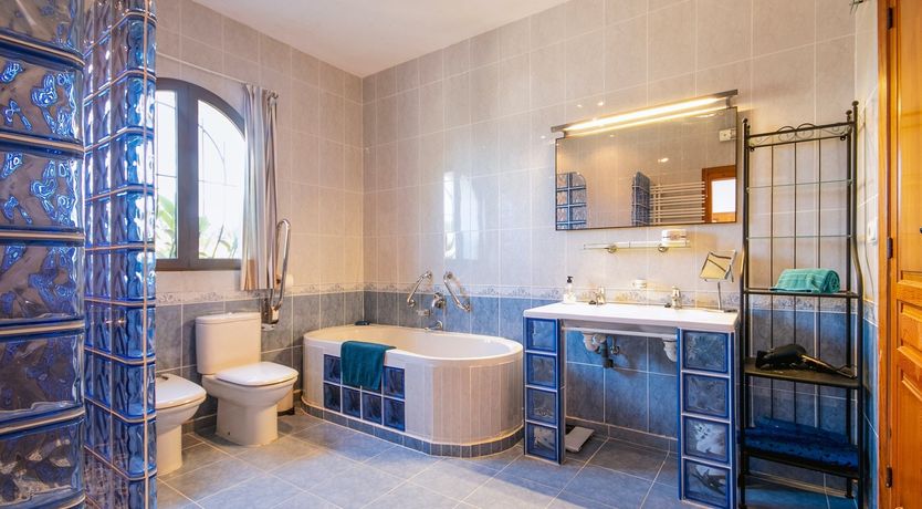 Photo of Spanish Charm