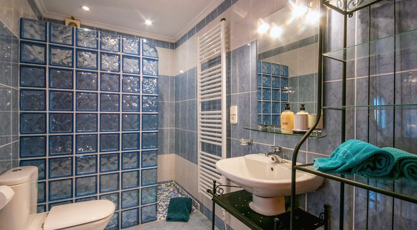 Photo of Spanish Charm