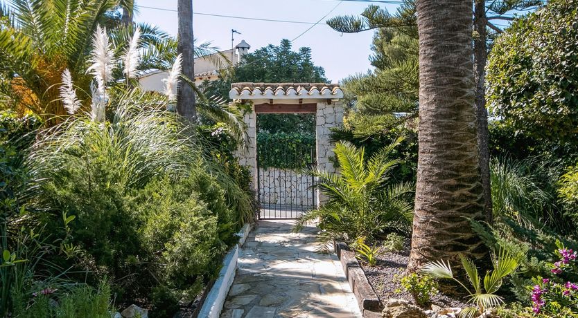 Photo of Spanish Charm