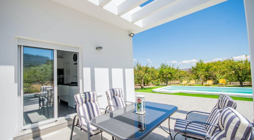 Photo of White Wine Spritzer