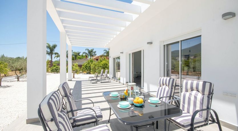 Photo of White Wine Spritzer