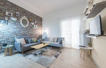 Acropolis Corner Apartment