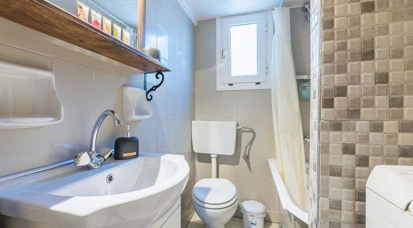 Photo of Acropolis Corner