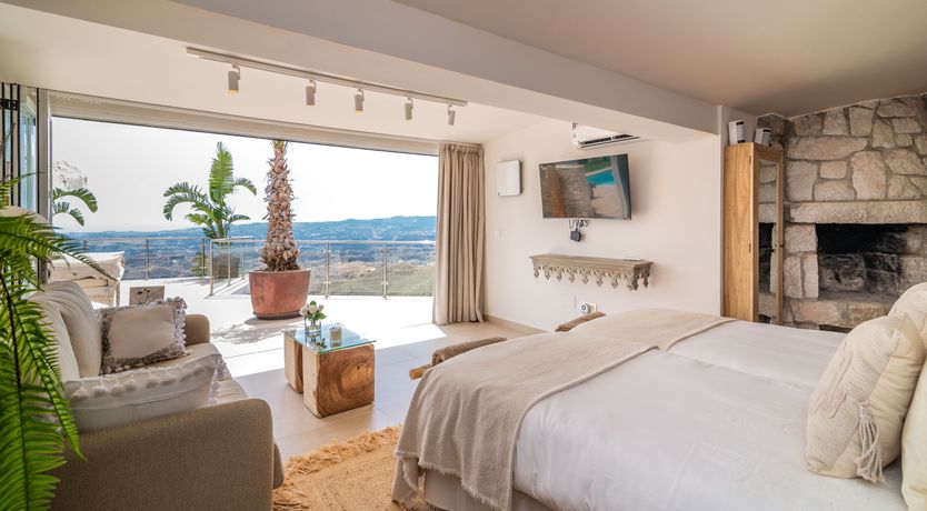 Photo of Queen of the Mountains