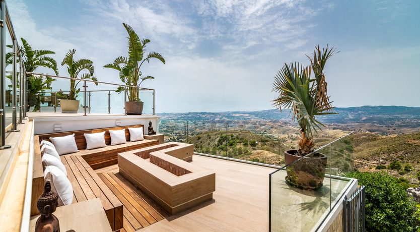 Photo of Queen of the Mountains