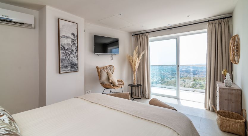 Photo of Queen of the Mountains