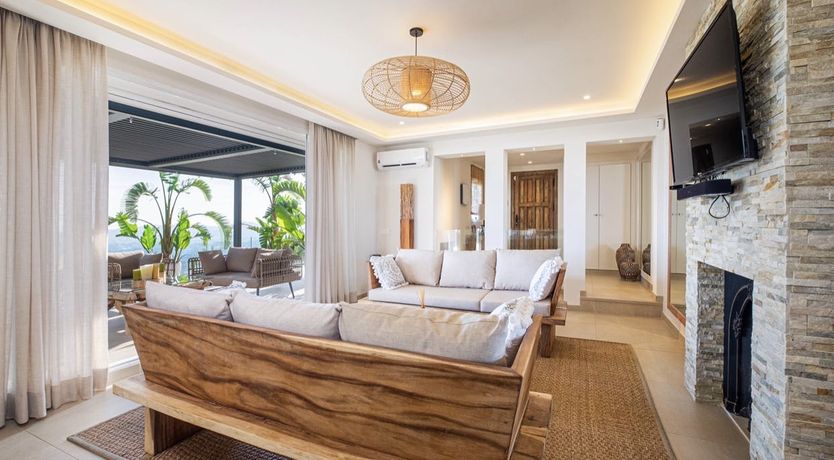 Photo of Queen of the Mountains