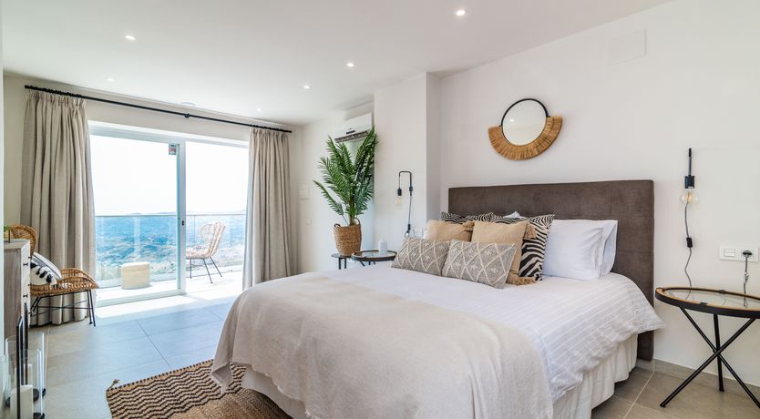 Photo of Queen of the Mountains