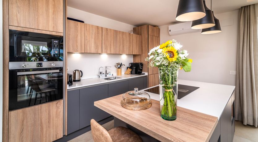 Photo of Queen of the Mountains