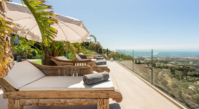 Photo of Queen of the Mountains