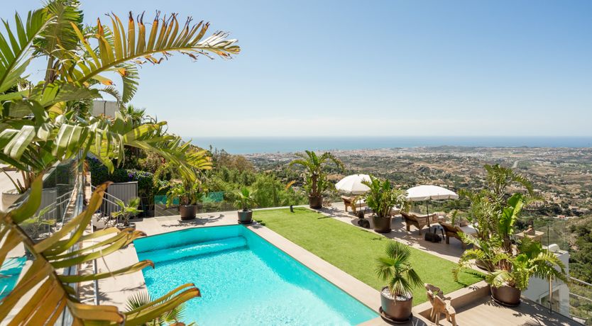 Photo of Queen of the Mountains