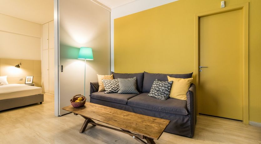 Photo of Athenian Elite