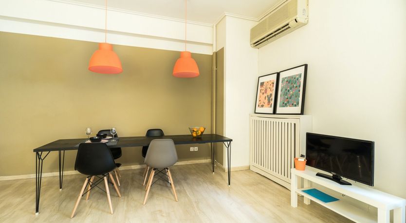 Photo of Athenian Elite