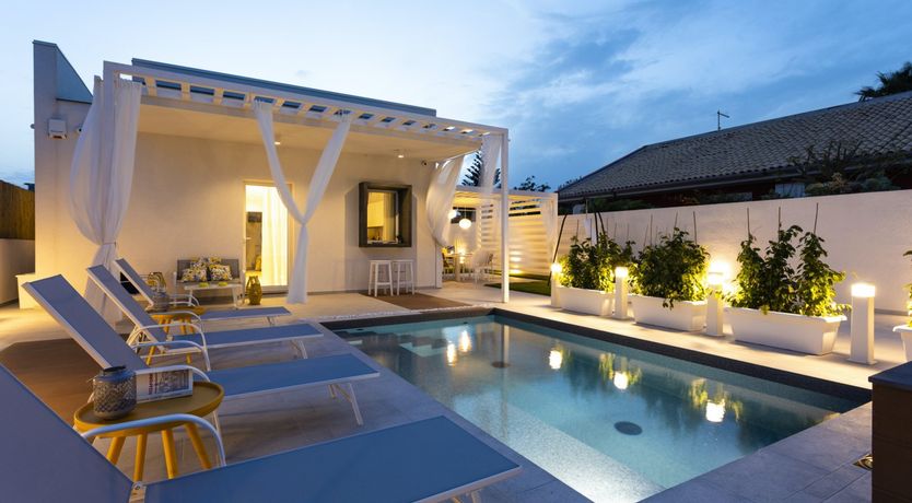 Photo of Drifting Tides