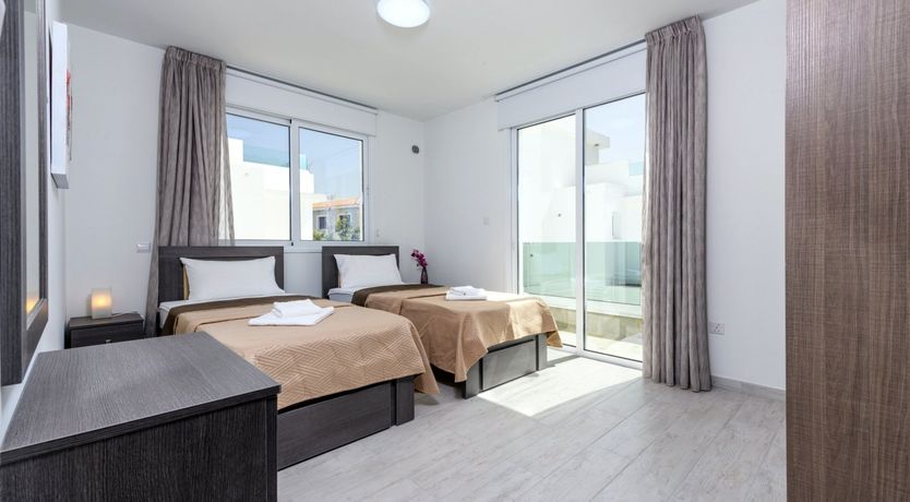 Photo of Tracing the Waves