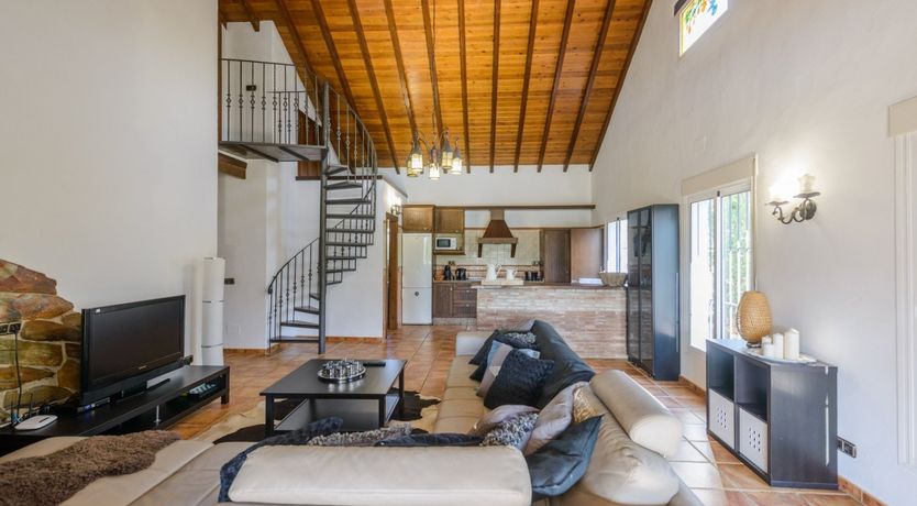 Photo of Let Me Set the Scene